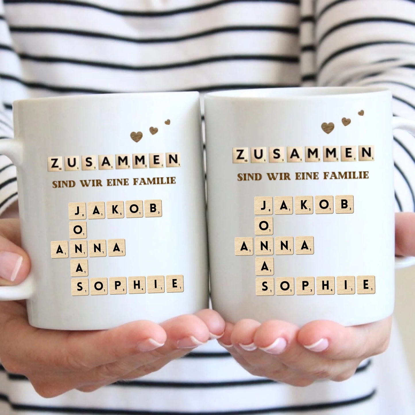 Samen zijn wij een familie - Scrabble mok (namen van de hele familie)