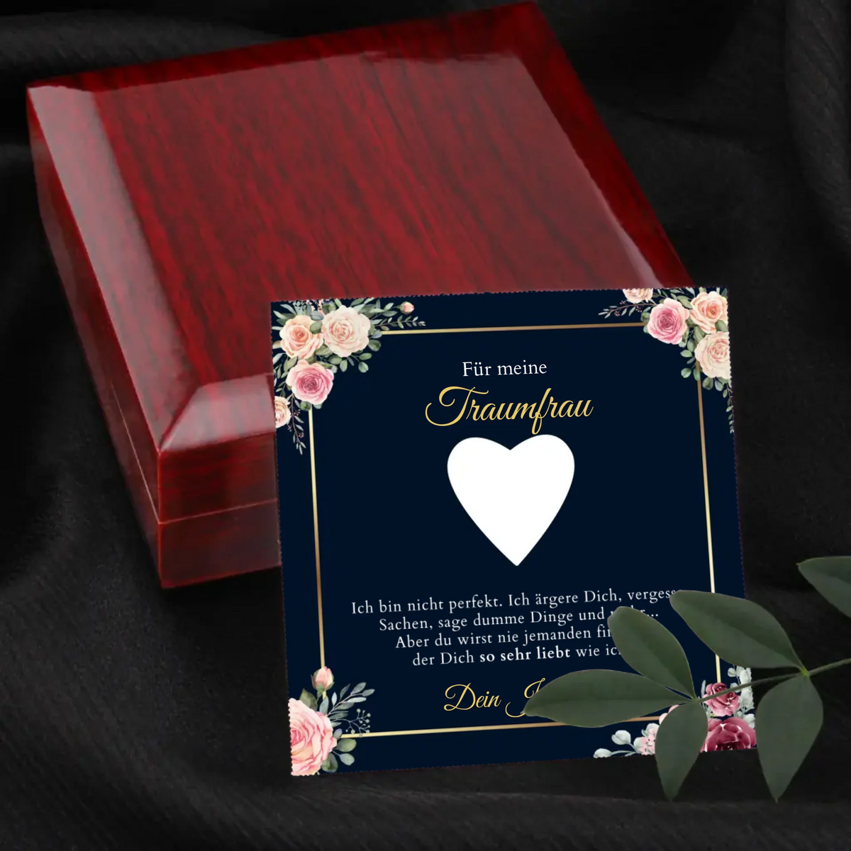 Forever Love "Droomvrouw" - Ketting met gouden harten hanger & gepersonaliseerde kaart