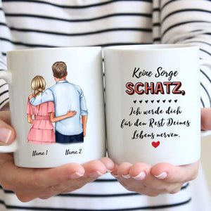 Arm in Arm - Personalisierte Tasse für Paare