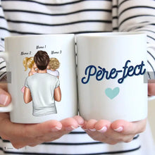 Laden Sie das Bild in den Galerie-Viewer, Père-fect - Mug personnalisé (Fête des pères, 1-4 enfants)
