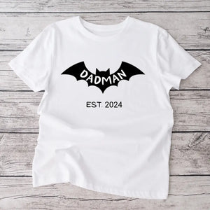 Dadman/Badmom sinds 2024 - Gepersonaliseerd T-shirt voor aanstaande vaders, geboorte-/zwangerschapsaankondiging 100% katoen