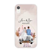 Afbeelding in Gallery-weergave laden, Gepersonaliseerd trouwhoesje voor de telefoon &quot;Just Married&quot; - Voor getrouwde stellen, bruid &amp; bruidegom, huwelijkscadeau
