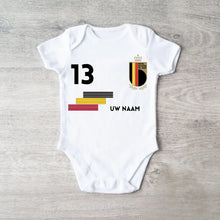 Laden Sie das Bild in den Galerie-Viewer, 2024 Euro België voetbalshirt - Gepersonaliseerd babyrompertje met naam en rugnummer, 100% biologisch katoen
