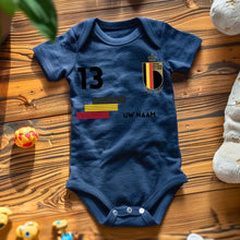 Load image into Gallery viewer, 2024 Euro België voetbalshirt - Gepersonaliseerde babyromper met naam en rugnummer, 100% biologisch katoen
