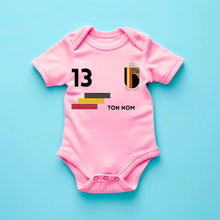 Afbeelding in Gallery-weergave laden, 2024 Maillot de foot Euro Belgique - Babybody gepersonaliseerd met naam en nummer van gepersonaliseerde maillot, 100% biologisch katoen
