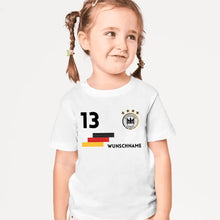 Afbeelding in Gallery-weergave laden, EM Duitsland kindertrui - gepersonaliseerd T-shirt voor kinderen, voetbal EM 2024 (100% katoen, individueel nummer en gewenste naam)
