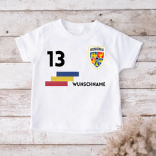 Laden Sie das Bild in den Galerie-Viewer, EM Rumänien Kinder-Trikot - Personalisiertes T-Shirt für Kinder, Fußball EM 2024(100% Baumwolle, individuelle Nummer &amp; Wunschname)
