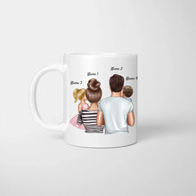 Laden Sie das Bild in den Galerie-Viewer, Eltern mit Kindern - Personalisierte Tasse
