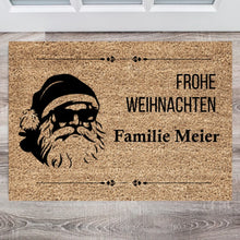 Laden Sie das Bild in den Galerie-Viewer, Frohe Weihnachten von unserer Familie - Personalisierte Fußmatte für innen &amp; aussen
