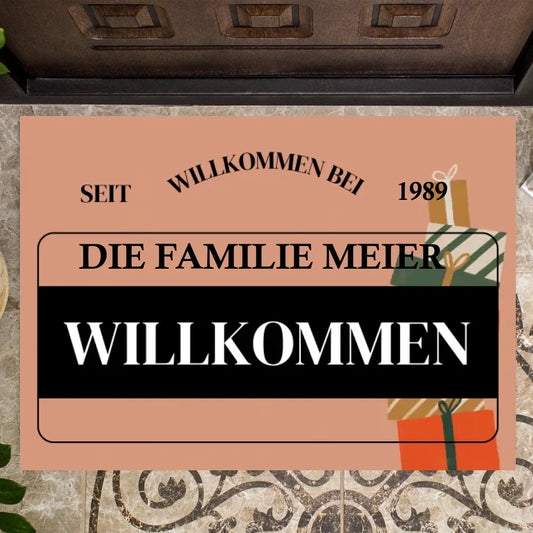 Welkom in onze familie - Gepersonaliseerde deurmat voor Kerstmis (naam en jaar)