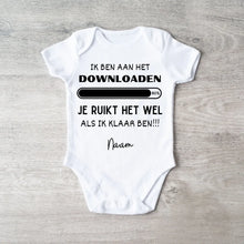 Charger l&#39;image dans la galerie, IK BEN AAN HET Downloaden - Gepersonaliseerde baby onesie/ romper voor Kerstmis, 100% biologisch katoen copy
