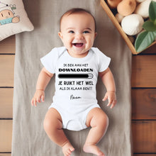 Charger l&#39;image dans la galerie, IK BEN AAN HET Downloaden - Gepersonaliseerde baby onesie/ romper voor Kerstmis, 100% biologisch katoen copy
