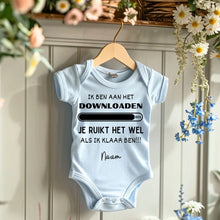 Charger l&#39;image dans la galerie, IK BEN AAN HET Downloaden - Gepersonaliseerde baby onesie/ romper voor Kerstmis, 100% biologisch katoen copy
