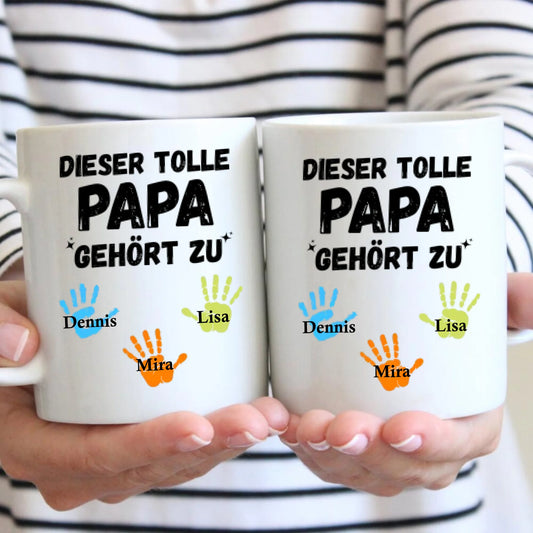 Ce super papa nous appartient - Tasse personnalisée pour les pères avec les noms des enfants/de la famille (Papa, Maman, Papi, Mamie)