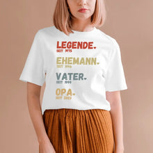 Load image into Gallery viewer, Voor opa - Legend since - Gepersonaliseerd T-shirt voor vaders &amp; grootvaders (100% katoen, unisex)
